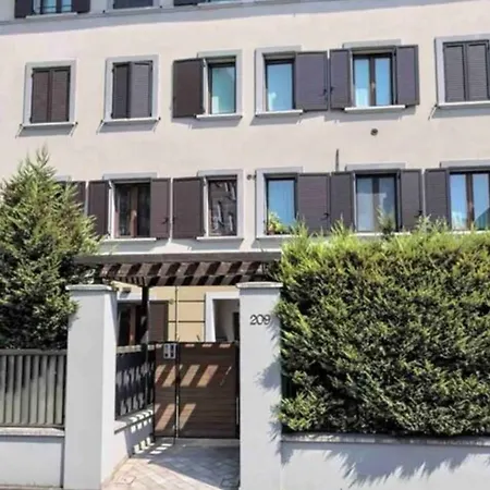 Ferrarese209 Apartamento